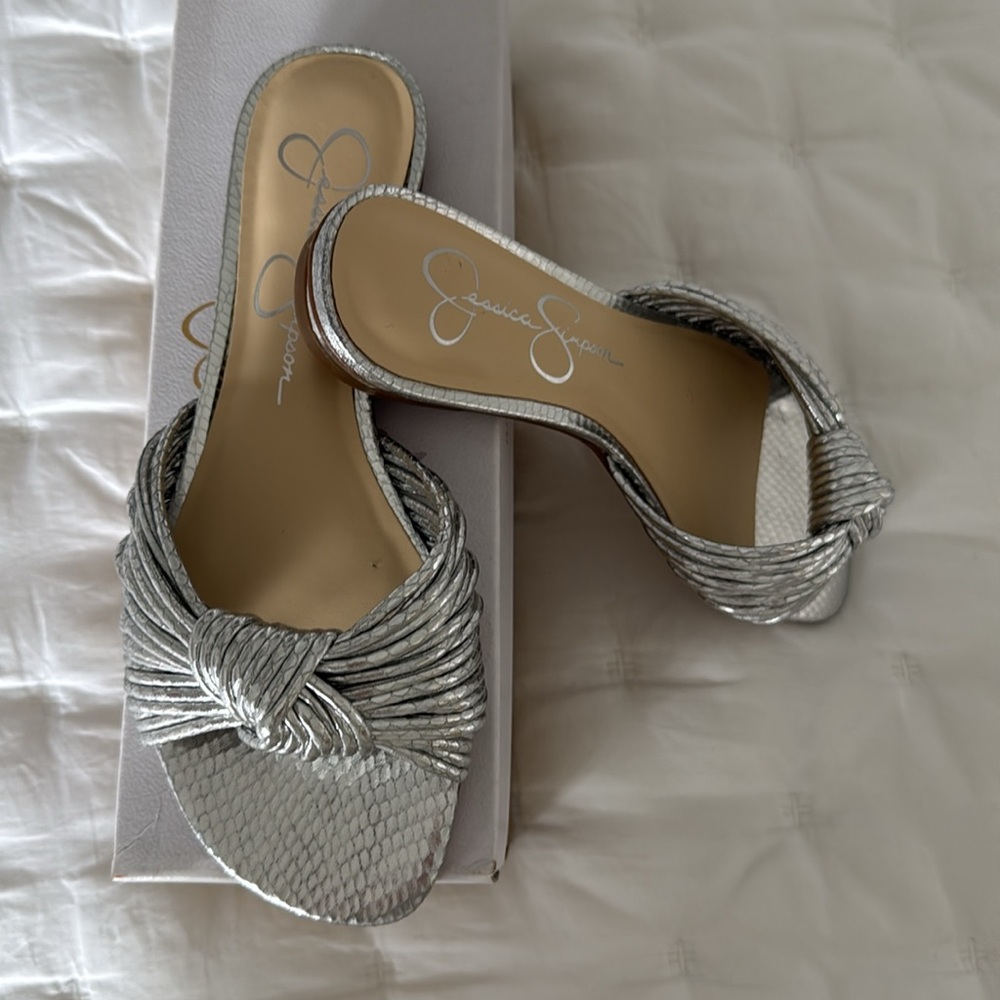 Dydra Knotted Sandal - Jessica Simpson - 6.5 - Picture 2 of 5